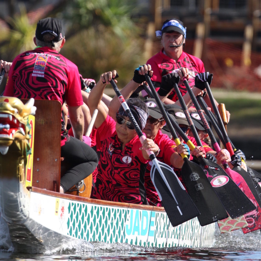 australian-breast-cancer-survivor-group-fitness-activities-brisbane-dragon-boat-racing_dragons_abreast_brisbane_MBT